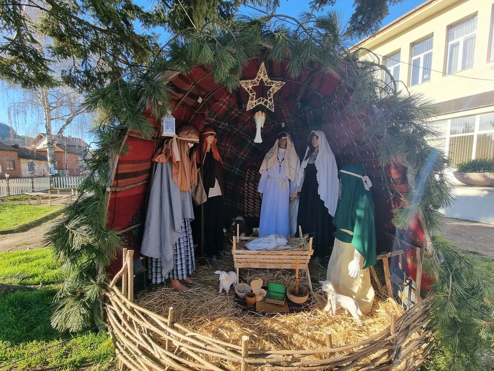 В село Ноевци създадоха уникален кът, пресъздаващ сцената на Рождество Христово